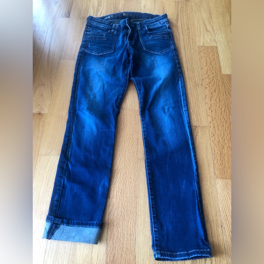 Kut from the Kloth women’s Stevie straight leg jeans